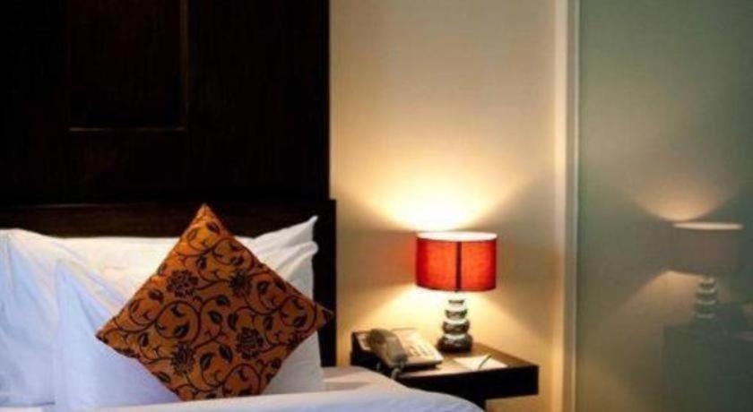 Sun City Pattaya Hotel Eksteriør billede