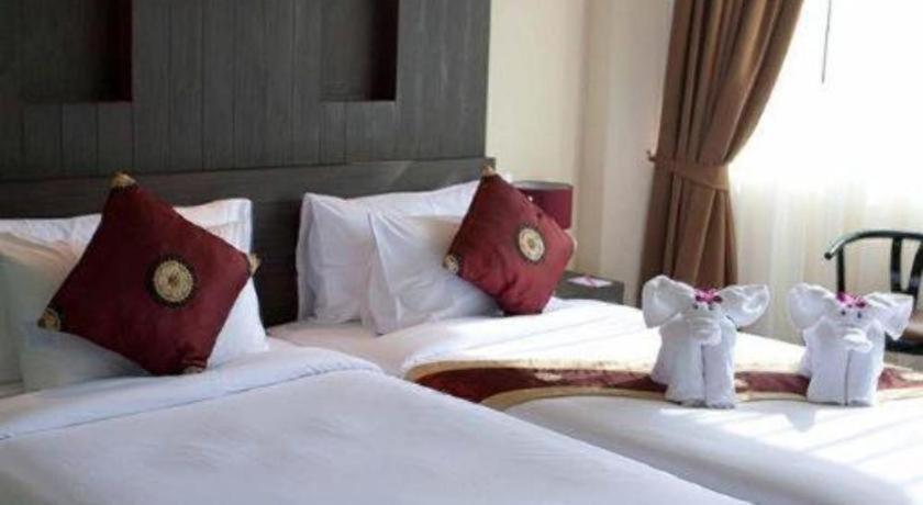 Sun City Pattaya Hotel Eksteriør billede