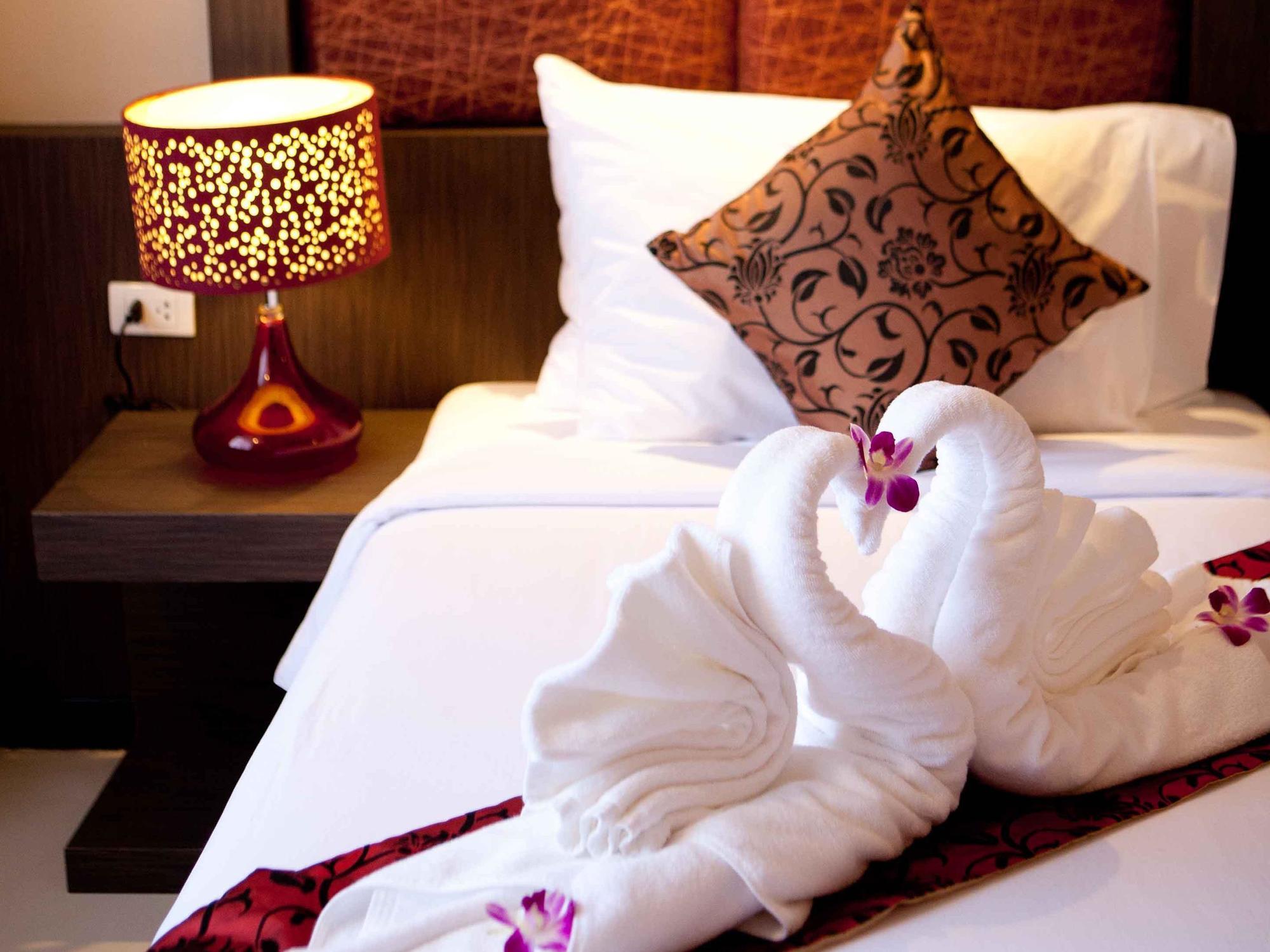 Sun City Pattaya Hotel Eksteriør billede