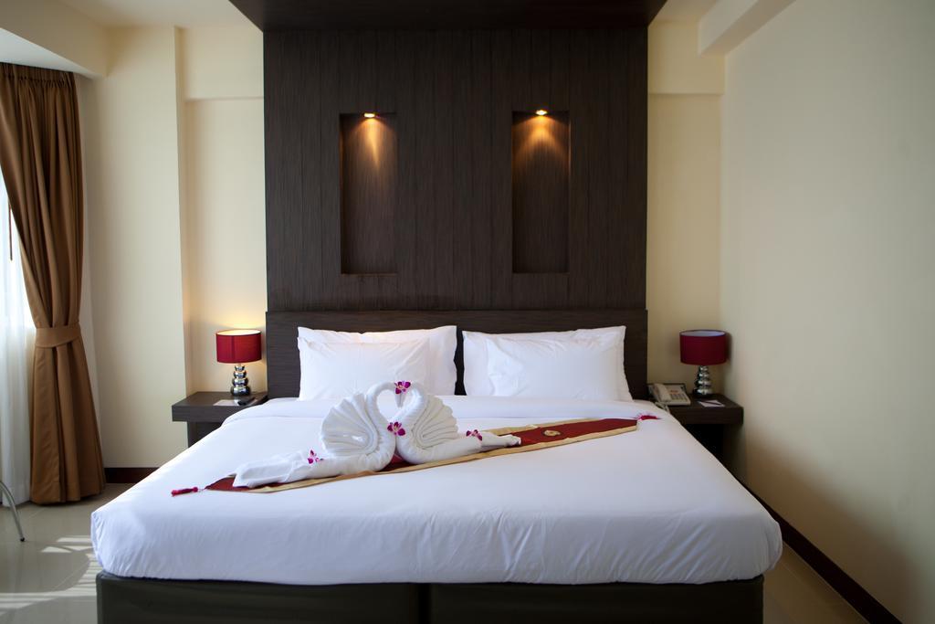Sun City Pattaya Hotel Eksteriør billede
