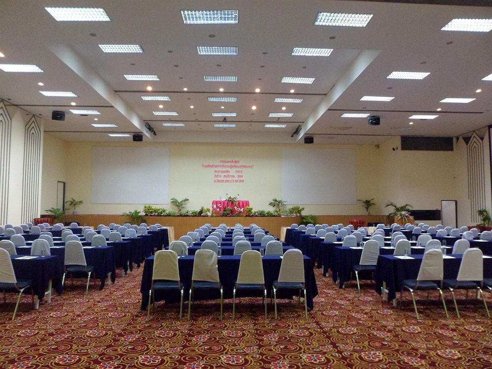 Sun City Pattaya Hotel Eksteriør billede